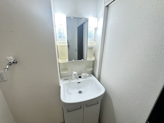 洗面設備　※別部屋の写真です