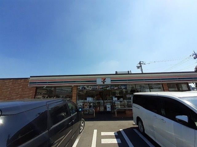 コンビニ　セブンイレブン前橋天川大島店（コンビニ）まで220m