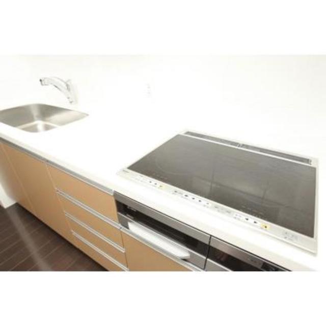 キッチン　※写真は同タイプ住戸です。