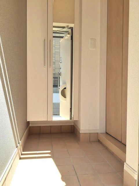 玄関　下駄箱