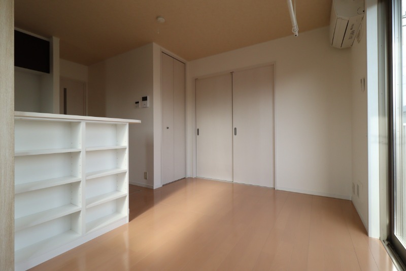 居室・リビング　図面と現状に相違がある場合には現状を優先