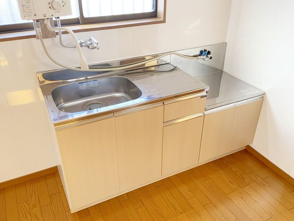 キッチン　新品のキッチン台です