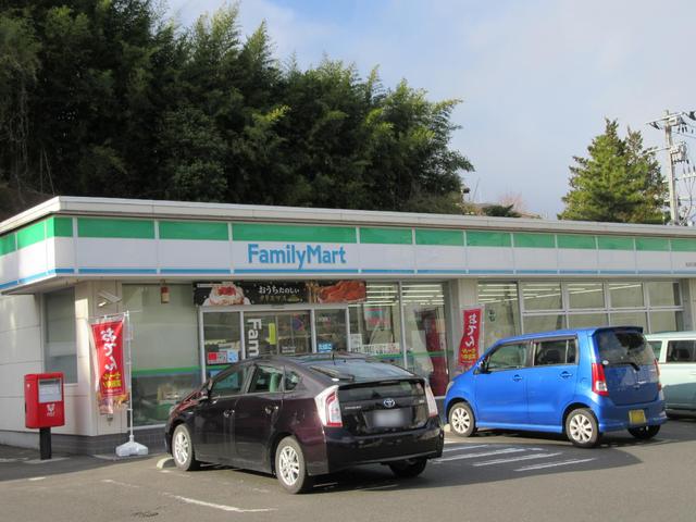 コンビニ　ファミリーマート石巻松陽台店（コンビニ）まで700m