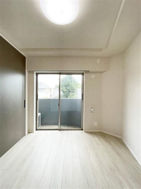 その他部屋・スペース　落ち着いて過ごせるお部屋なので、寝室にいかがでしょうか