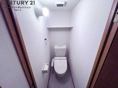 トイレ　ウォシュレット付きのトイレです♪