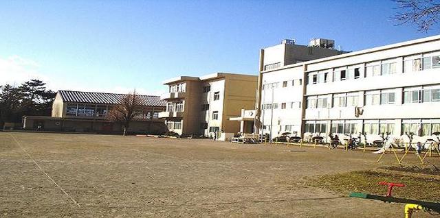 小学校　綾瀬市立北の台小学校（小学校）まで853m
