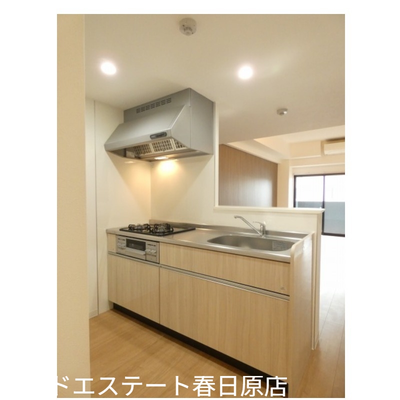 キッチン　３口のシステムキッチンです