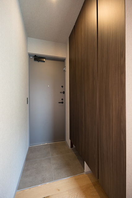 玄関　※写真は同タイプ住戸です。