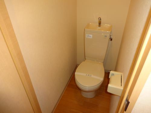 トイレ　もちろんバス・トイレ別です♪