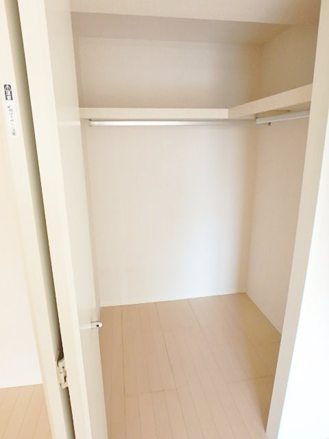 収納　ウォークインクローゼット