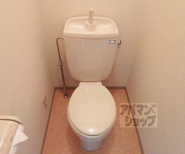 トイレ　ウォシュレットの設置が可能です。