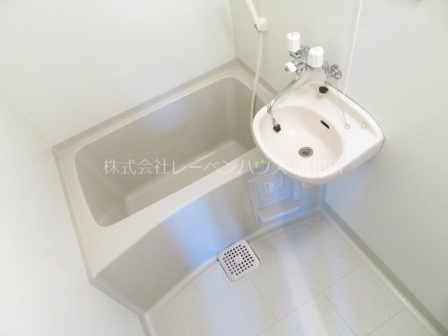 バス・シャワールーム　他部屋参考