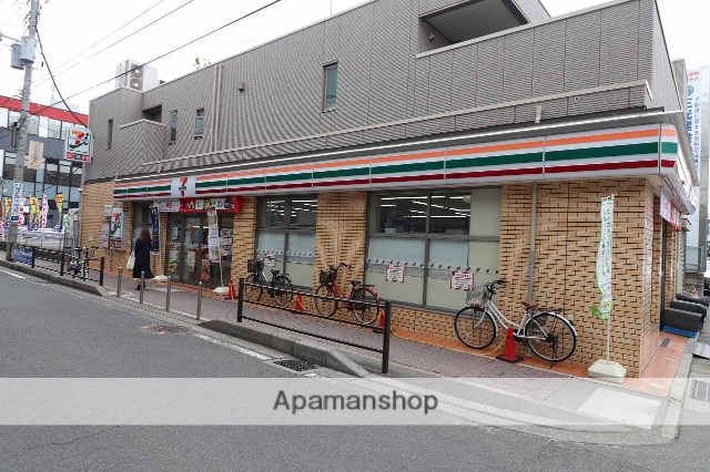 コンビニ　セブンイレブン（コンビニ）まで191m