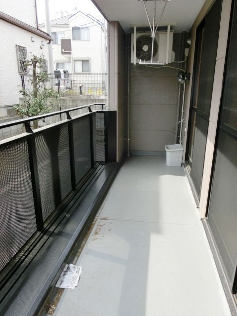バルコニー　バルコニー