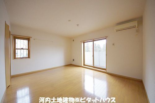 居室・リビング　類似室内