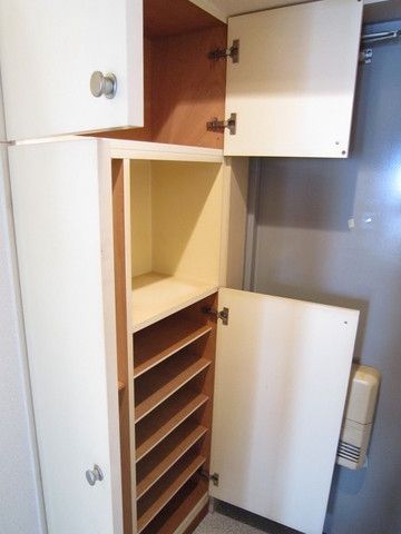 玄関　たっぷり収納です。