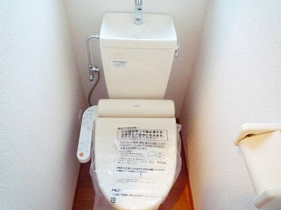 トイレ　温水洗浄機能付トイレ☆（同一仕様写真）