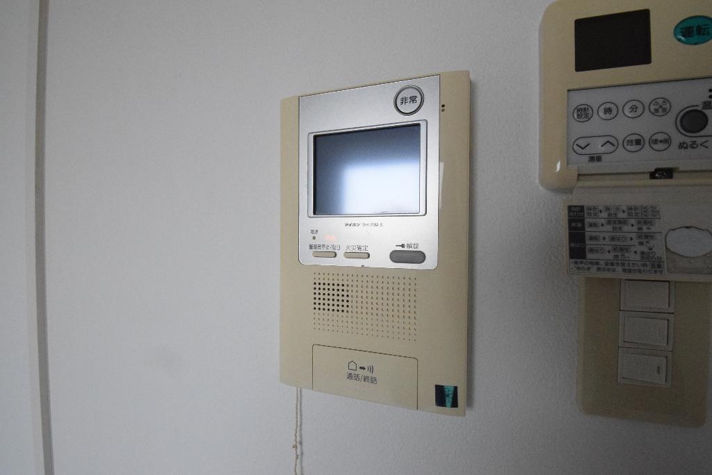 セキュリティ　カメラ付インターホン