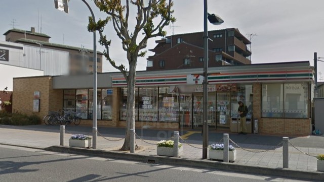 コンビニ　セブンイレブン　箕面西小路店（コンビニ）まで356m