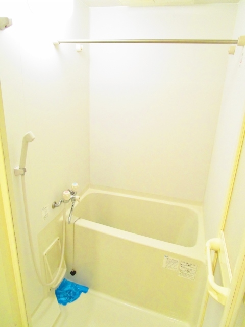 バス・シャワールーム　別部屋参考写真です