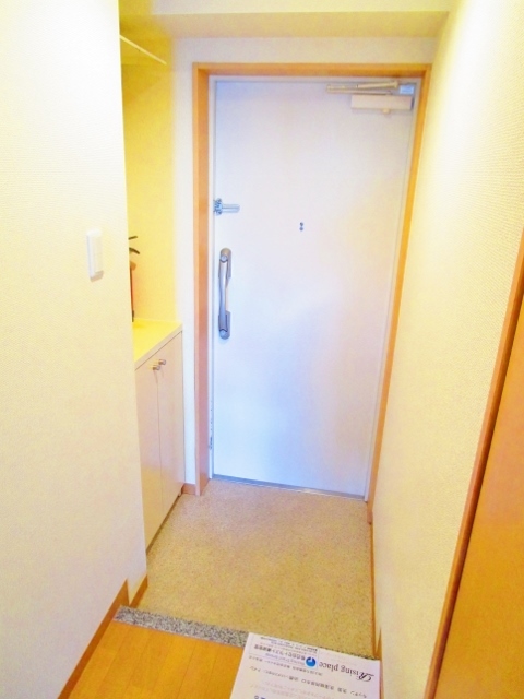 玄関　別部屋参考写真です
