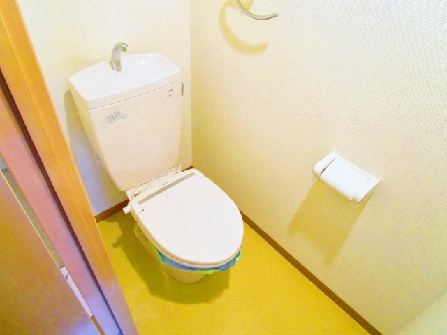 トイレ　別部屋参考写真です
