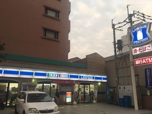 コンビニ　ローソン福岡西新5丁目店（コンビニ）まで224m