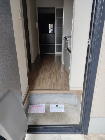 玄関　2020年6月撮影※現況を優先致します。
