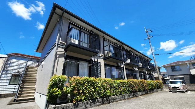 建物外観　現況と異なる部分は現況を優先いたします。