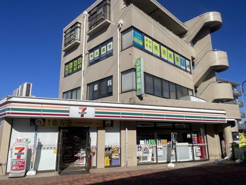 コンビニ　セブンイレブン 立川武蔵砂川駅前店（コンビニ）まで911m