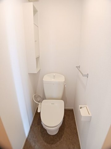 トイレ　ゆったりとした空間のトイレです
