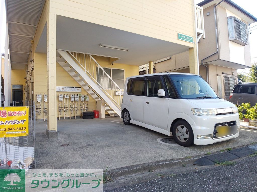 駐車場　駐車場