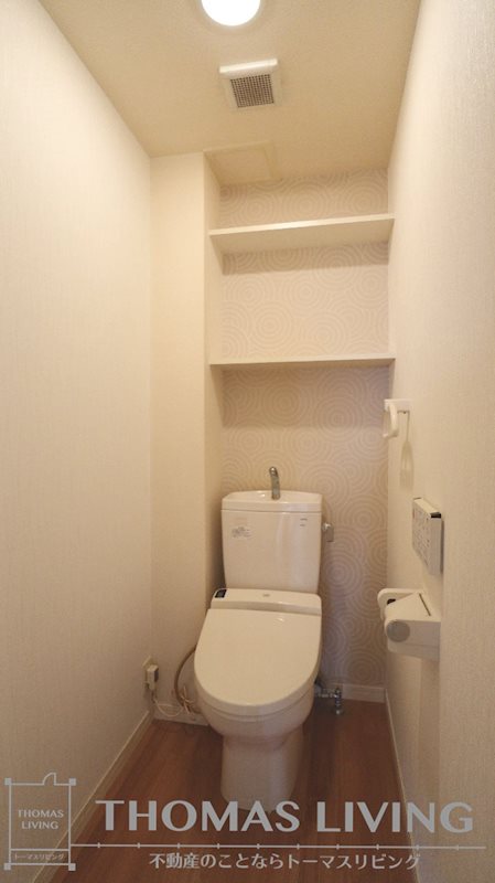 トイレ　写真は清掃前です。