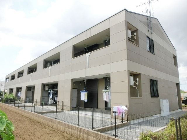 建物外観　前面棟無しで日当たりも良好です