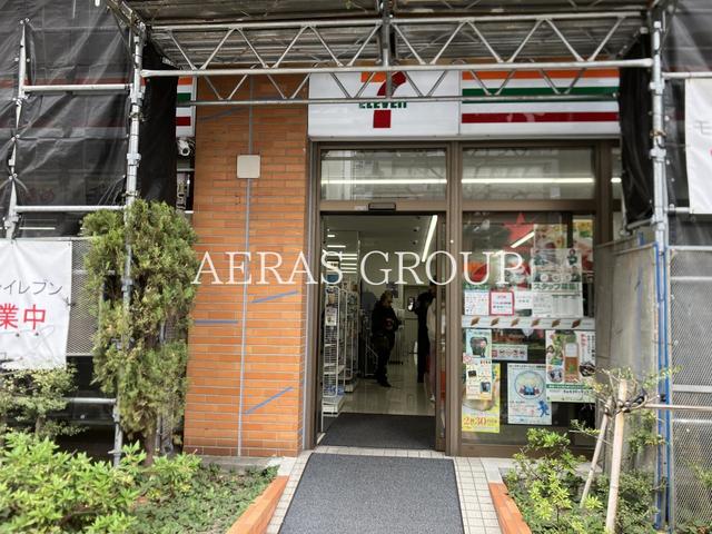 コンビニ　セブン-イレブン 横浜駅東口店（コンビニ）まで124m