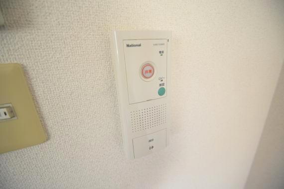 セキュリティ　来客はこちらで確認してから出て下さいね。