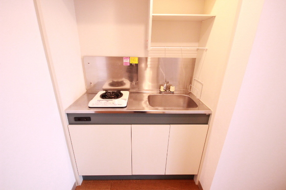キッチン　※別部屋の写真です