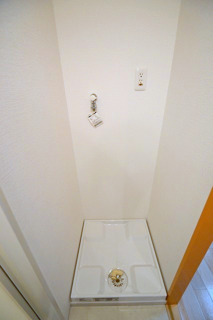 その他設備　脱衣所内☆洗濯機置場あり☆
