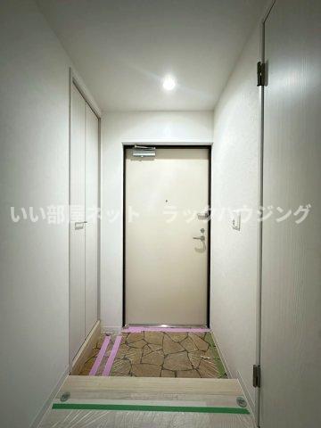 玄関　【お部屋さがしはラックハウジングにお問合せ下さいませ♪】