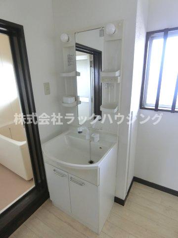 洗面設備　☆独立洗面☆女性に嬉しい設備