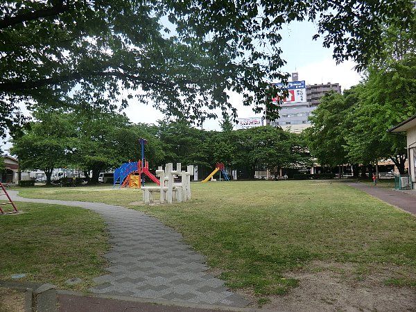 公園　八端公園（公園）まで469m
