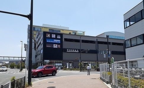 ショッピングセンター　ビエラ岸部店様（ショッピングセンター）まで240m