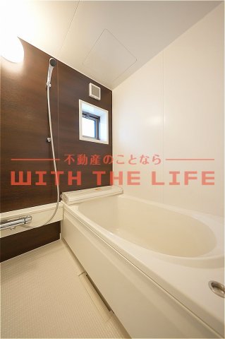 バス・シャワールーム　ゆったり過ごせるお風呂です