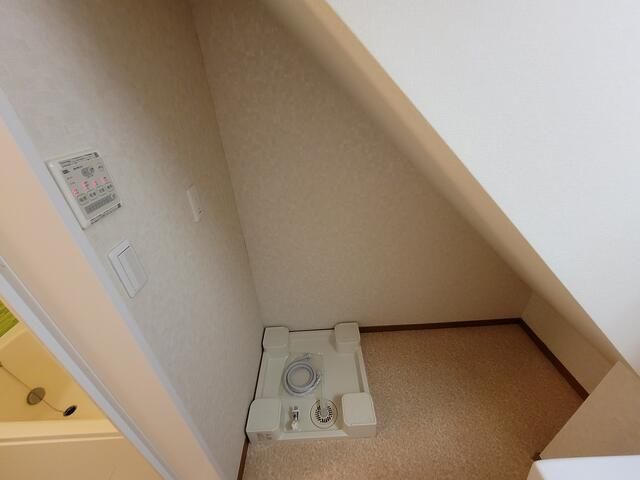 収納　※全て別号室のお写真。内装等参考にしてください。