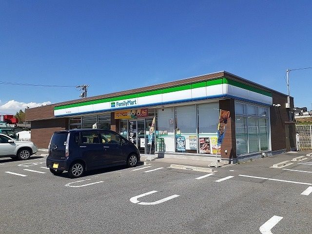 コンビニ　ファミリーマート阿久比福住店（コンビニ）まで974m