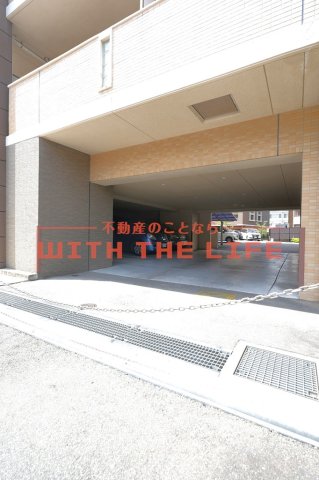 駐車場　車をお持ちの方に嬉しい駐車場付きの物件です