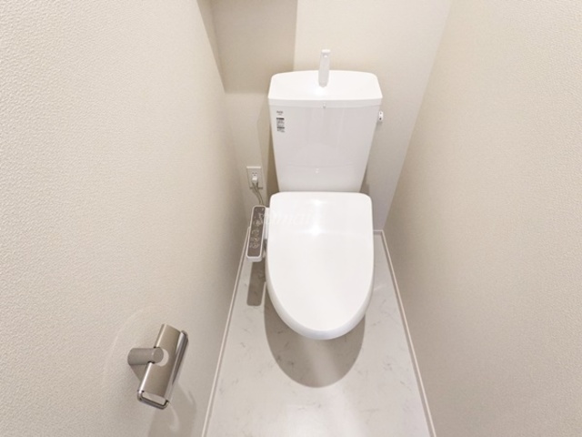 トイレ　ウォシュレット付きおトイレです☆