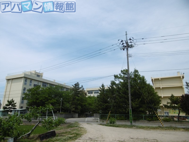 小学校　新潟市立東中野山小学校（小学校）まで1091m