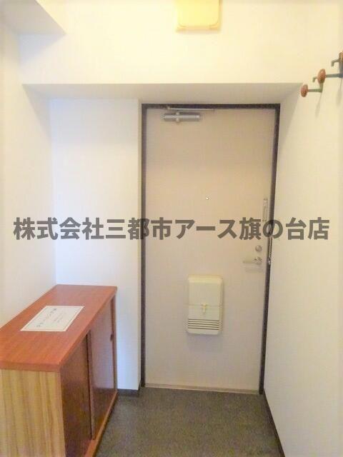 玄関　ロイヤルメゾン雪谷