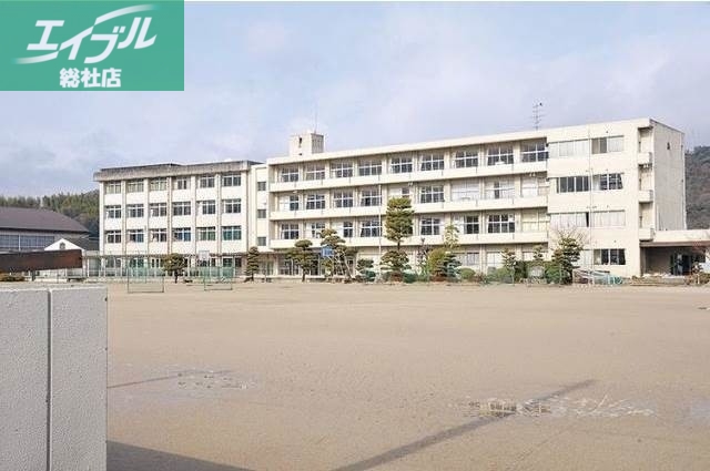 中学校　浅口市立金光中学校（中学校）まで1179m